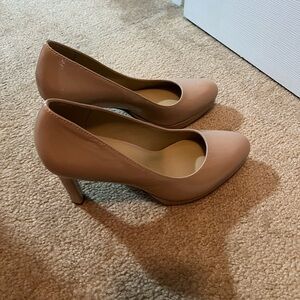 Naturalizer Michelle heels size 7.5